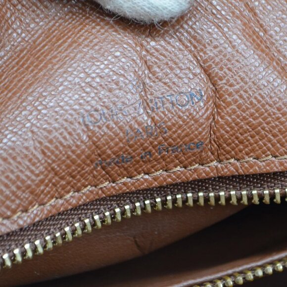 AUTHENTICITY GUARANTEED Louis Vuitton MONOGRAM BOULOGNE SHOULDER BAG - Picture 8 of 10